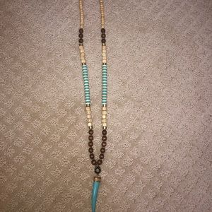 Horn necklace